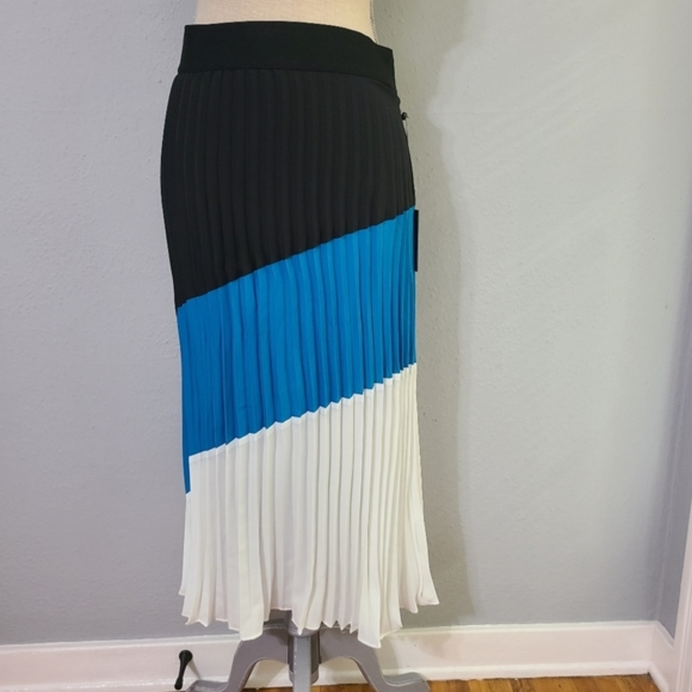 DKNY Bold Color-block-Pleaded‎ Skirt Size XL